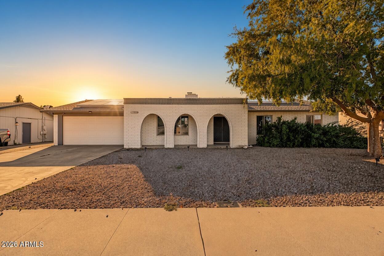19236 N 22nd Ln., Phoenix, AZ 85027