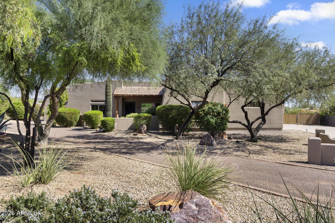 36707 N 16th St., Phoenix, AZ 85086