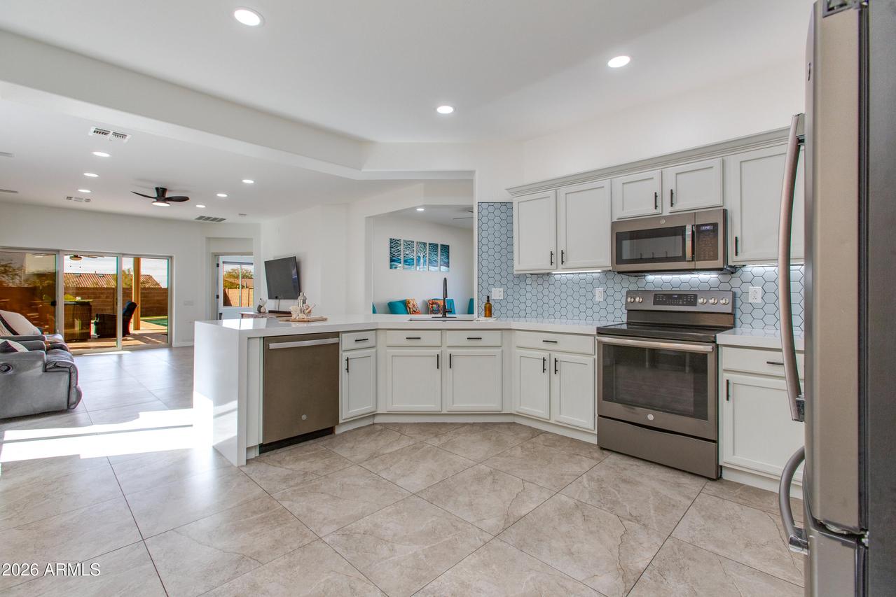 8242 S Hidden Trail Ct., Gold Canyon, AZ 85118
