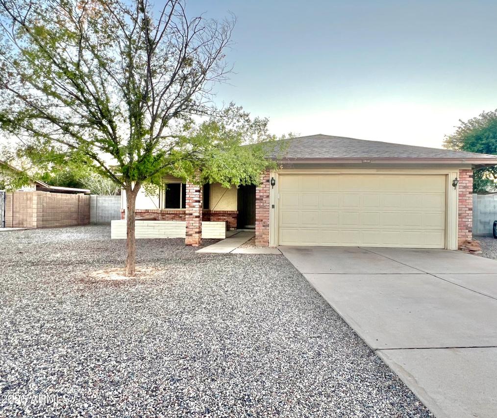 1808 N Bullmoose Dr., Chandler, AZ 85224