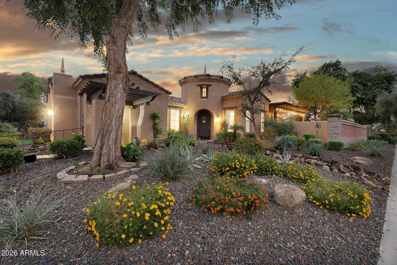 15216 W Windrose Dr., Surprise, AZ 85379