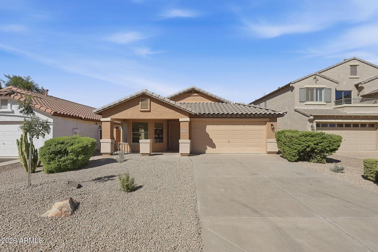 4336 E Coal St., San Tan Valley, AZ 85143
