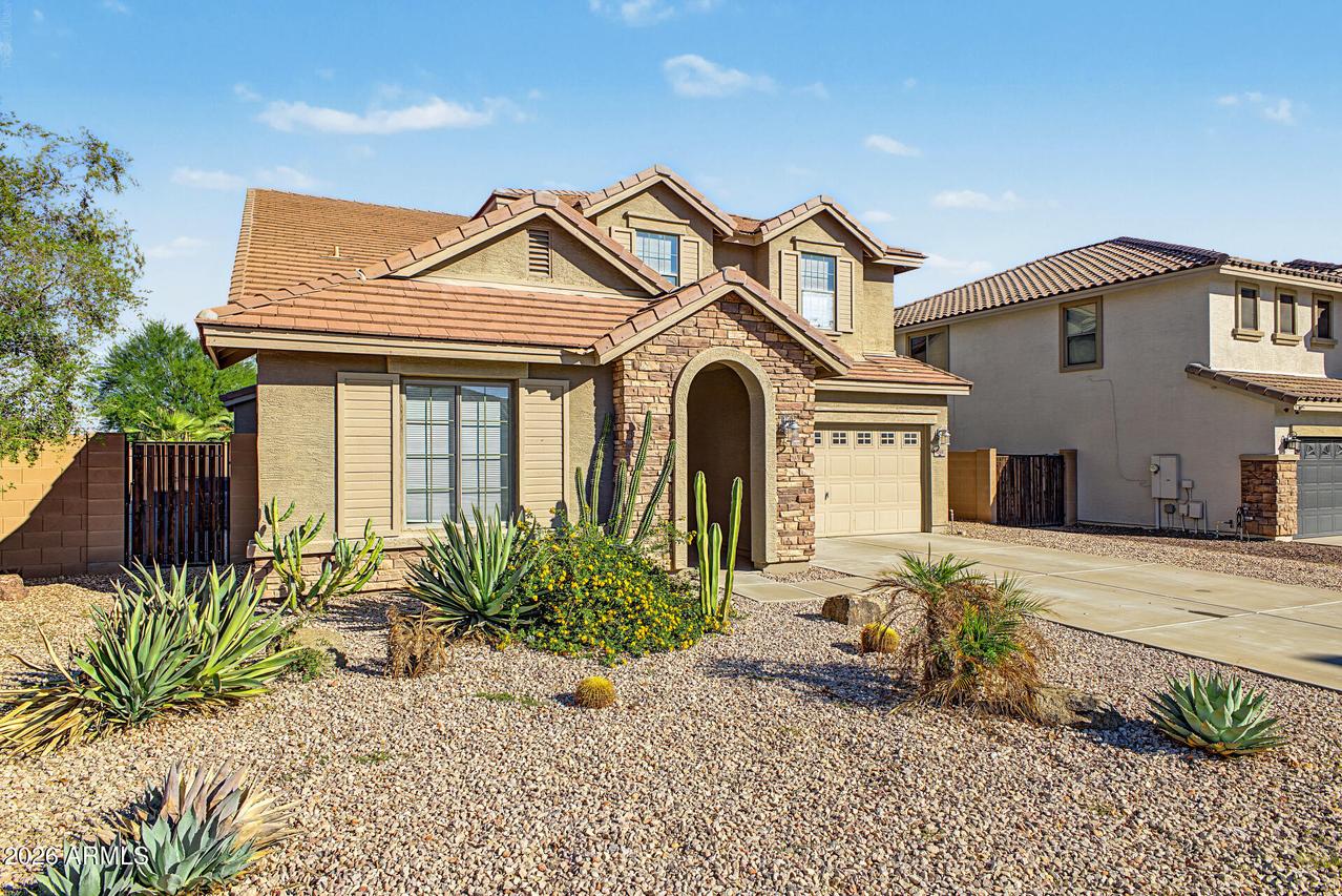 1093 S 220th Dr., Buckeye, AZ 85326