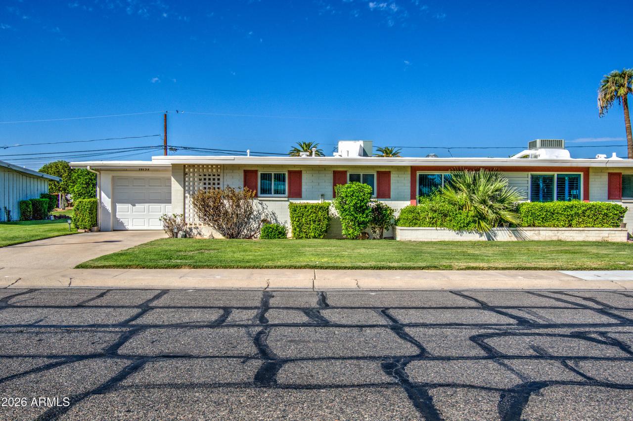 10752 W Peoria Ave., Sun City, AZ 85351