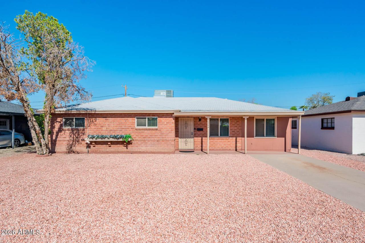 2344 W Mitchell Dr., Phoenix, AZ 85015