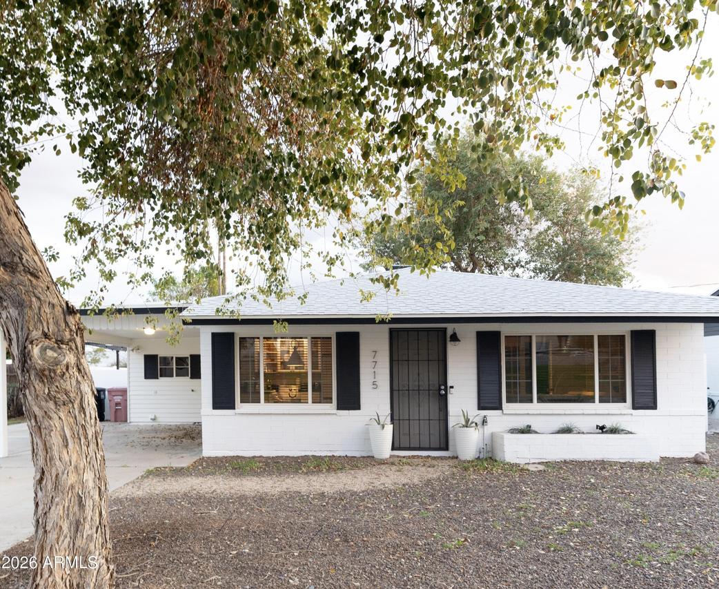 7715 E Earll Dr., Scottsdale, AZ 85251