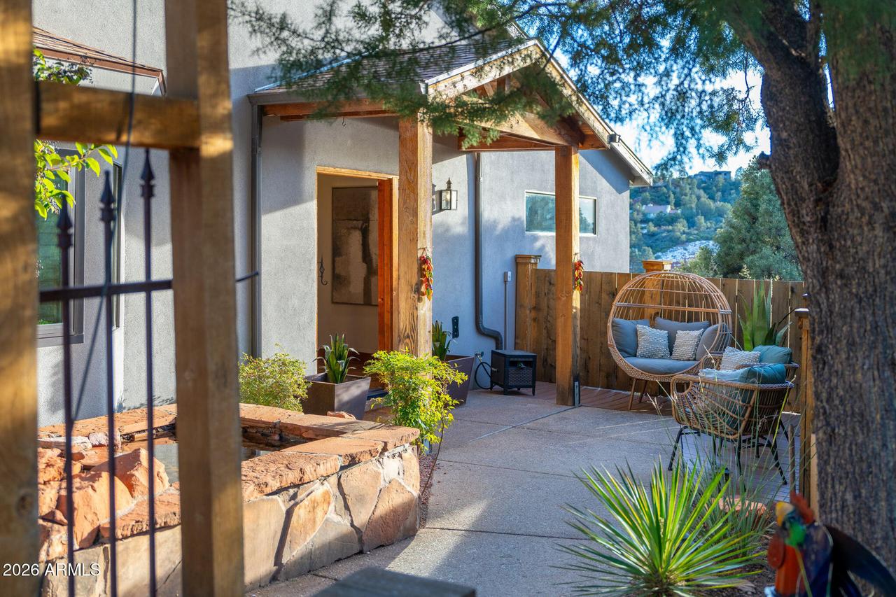 90 Doodlebug Knolls, Sedona, AZ 86336