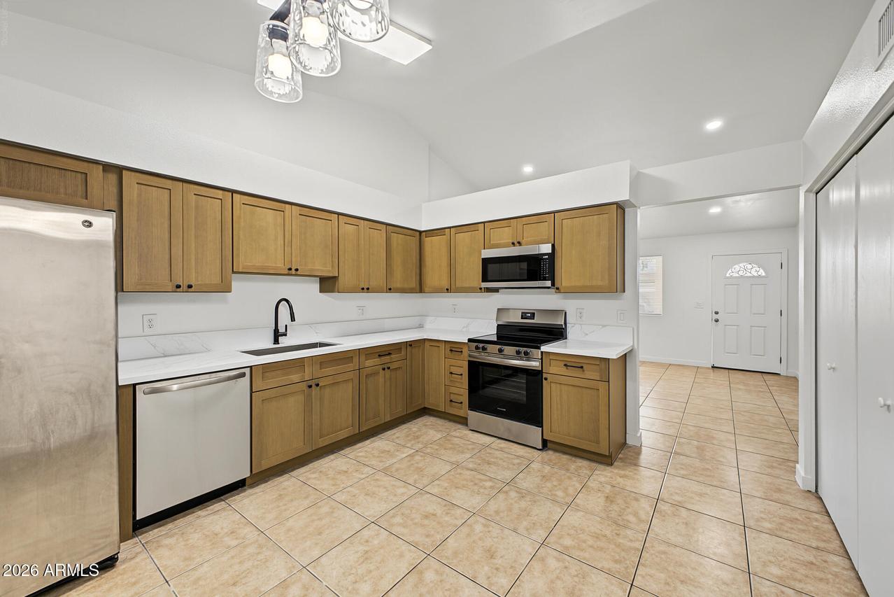 727 S Hartford St. #179, Chandler, AZ 85225