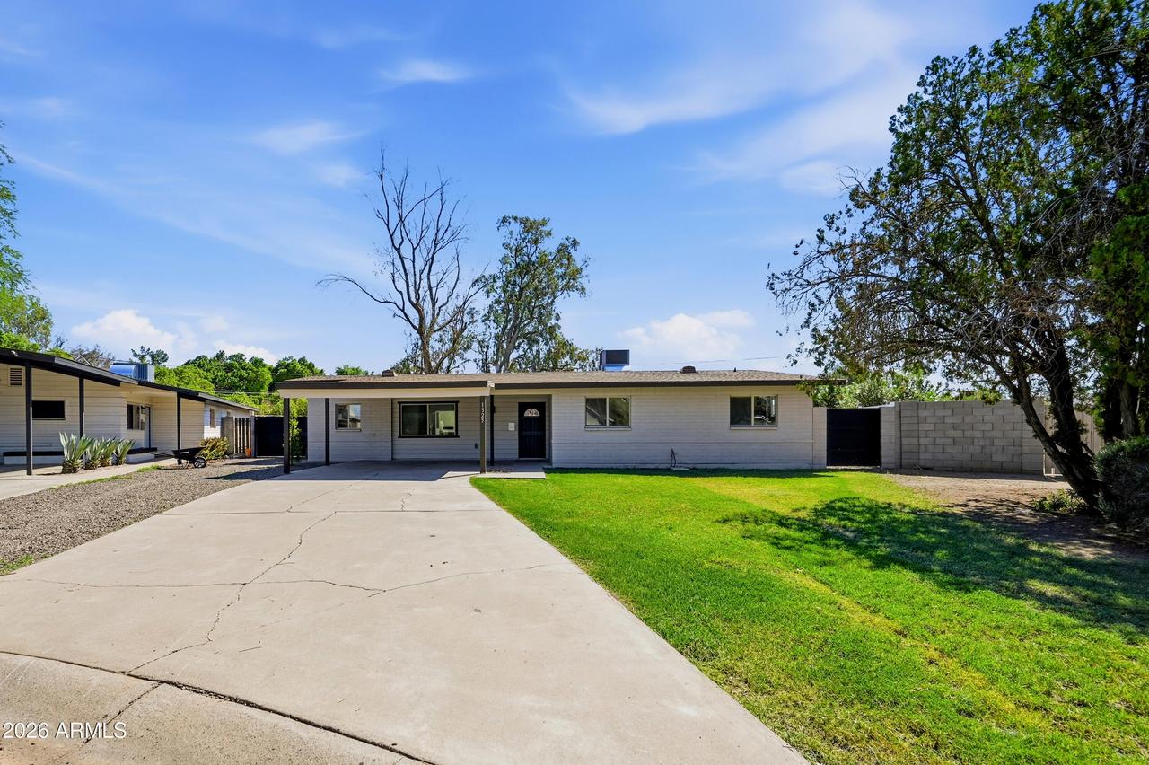 1325 E Avalon Dr., Phoenix, AZ 85014