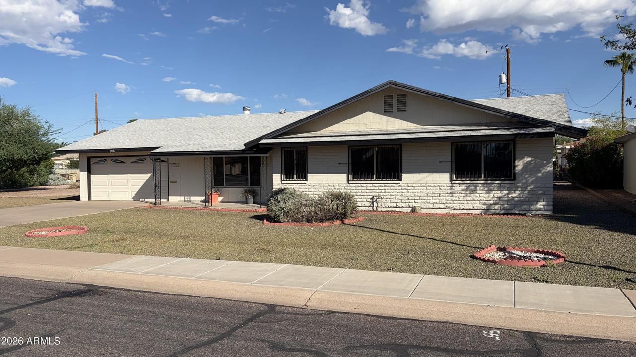 5708 E University Dr., Mesa, AZ 85205