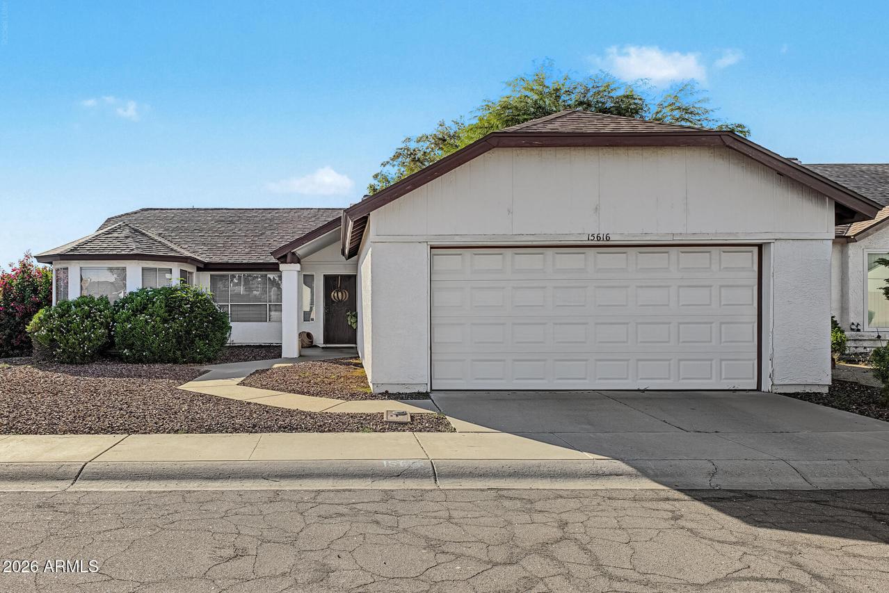 15616 N 38th Pl., Phoenix, AZ 85032