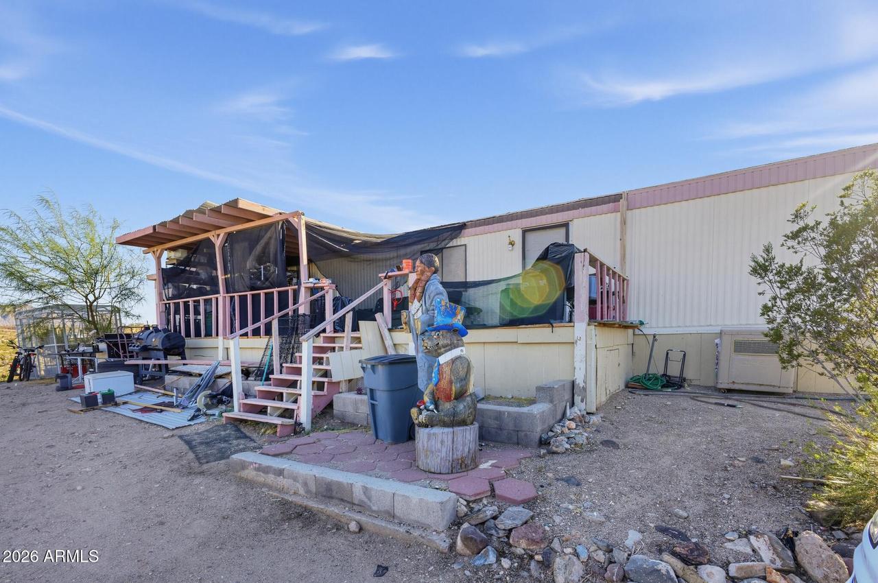 30420 N Haystack Dr., Meadview, AZ 86444