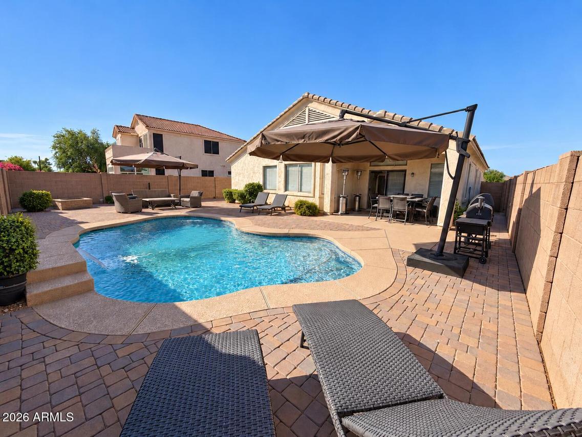 5673 W Laurie Ln., Glendale, AZ 85302