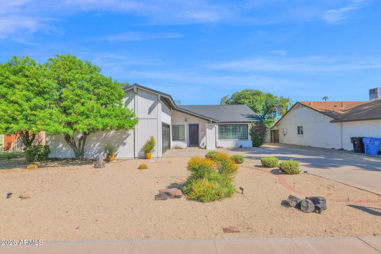 2702 E Corrine Dr., Phoenix, AZ 85032