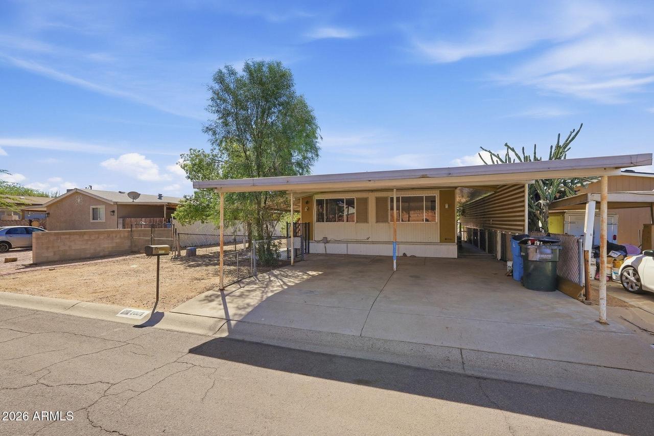 2007 E Michigan Ave., Phoenix, AZ 85022