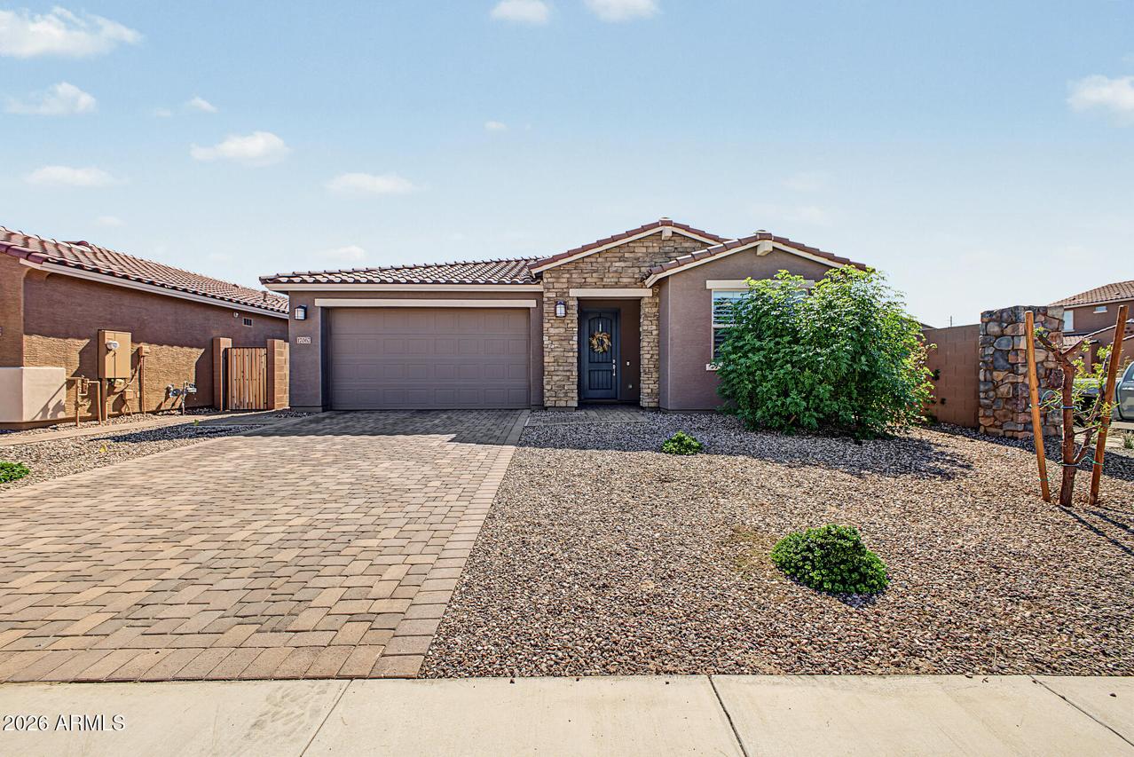 17067 W Shangri La Rd., Surprise, AZ 85388