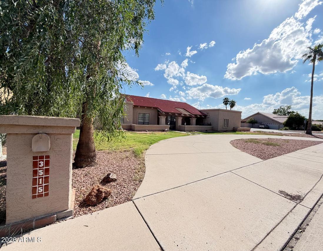 3515 E Adobe St., Mesa, AZ 85213