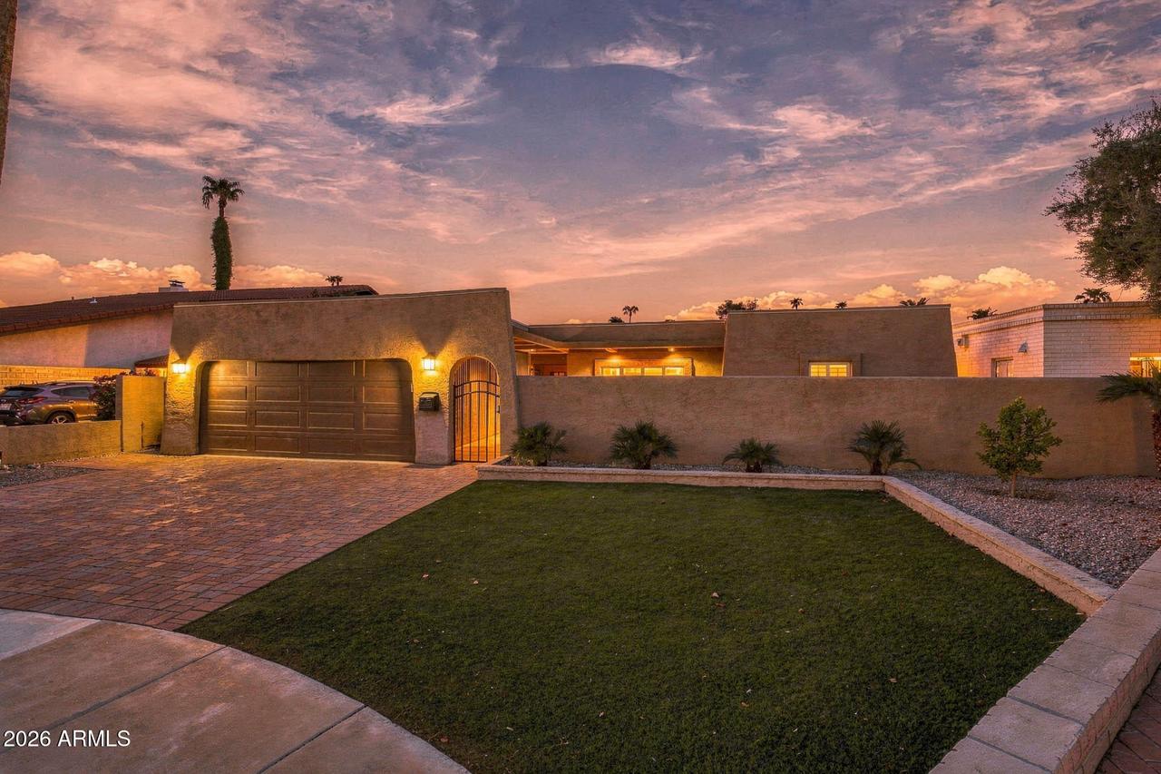 1419 E Commodore Pl., Tempe, AZ 85283