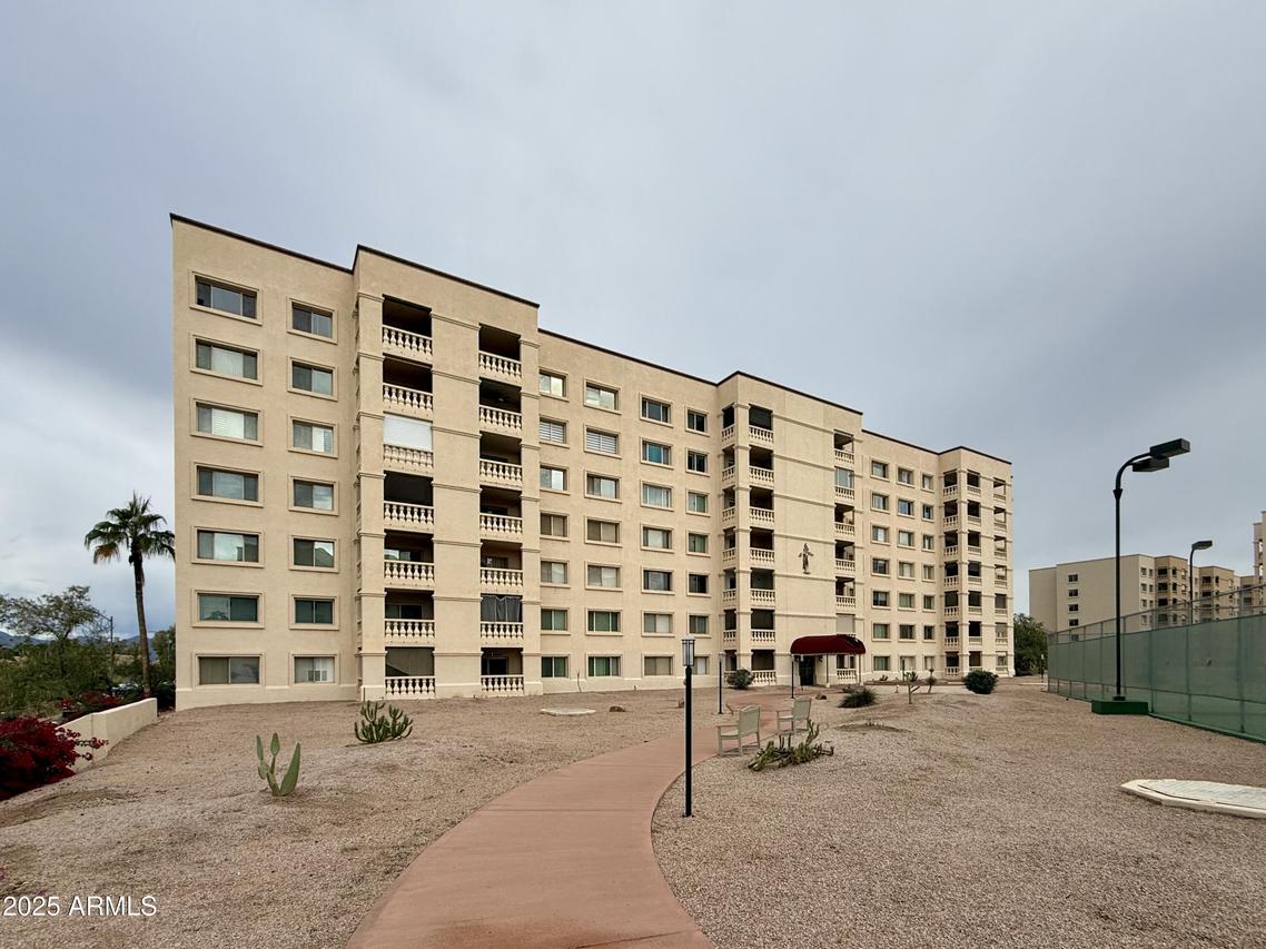 7930 E Camelback Rd. #709, Scottsdale, AZ 85251