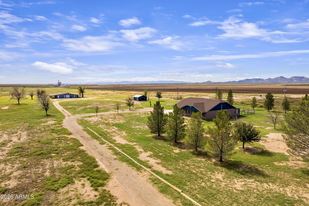 4333 W Dillman Rd., Elfrida, AZ 85610