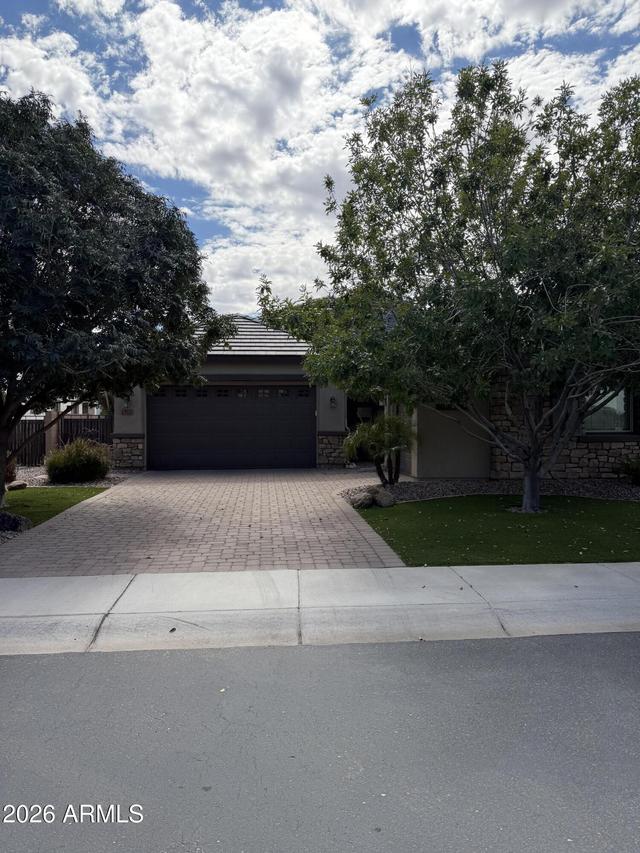 923 E Horseshoe Pl., Chandler, AZ 85249