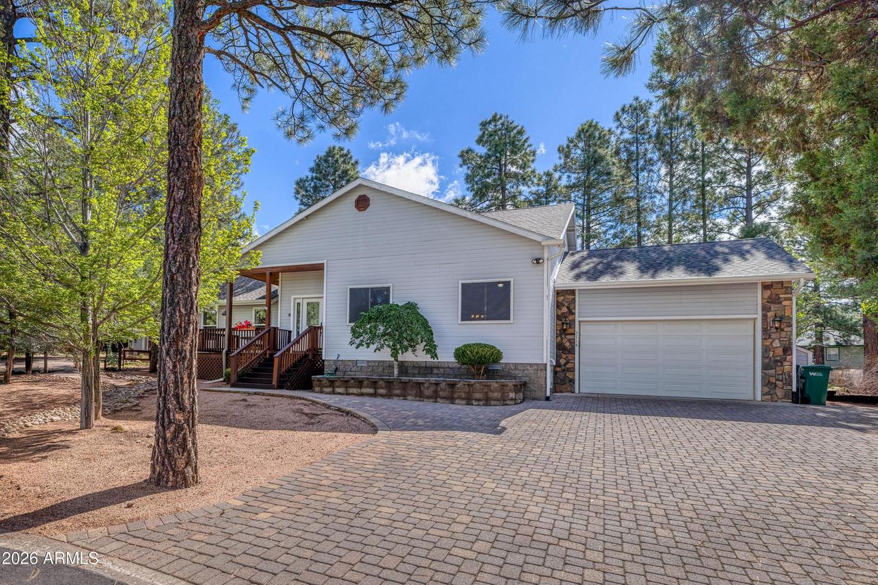 3714 W Country Club Dr., Show Low, AZ 85901