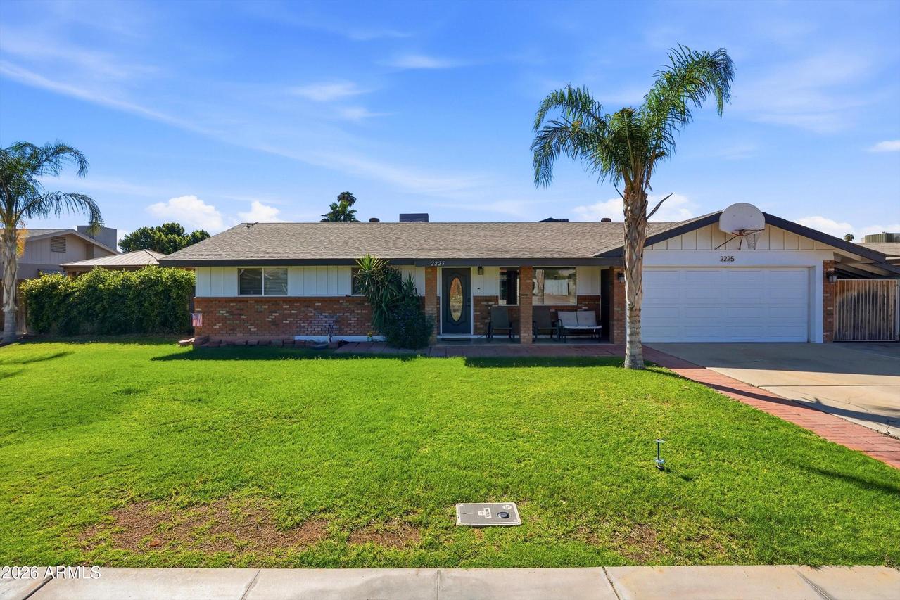 2225 E Fairfield St., Mesa, AZ 85213