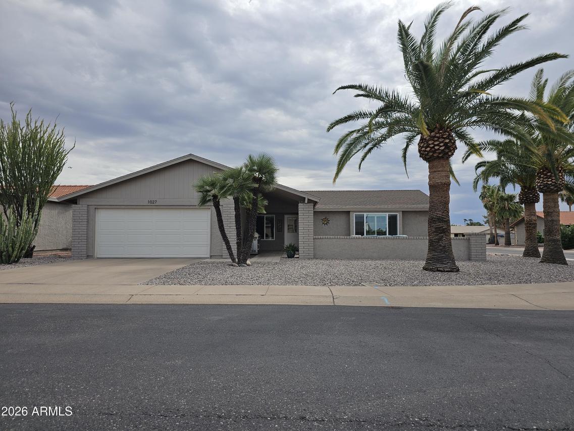 1027 Leisure World, Mesa, AZ 85206