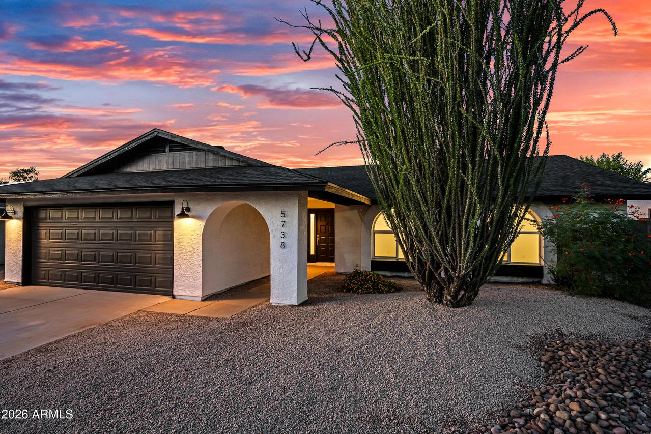 5738 W Greenbriar Dr., Glendale, AZ 85308