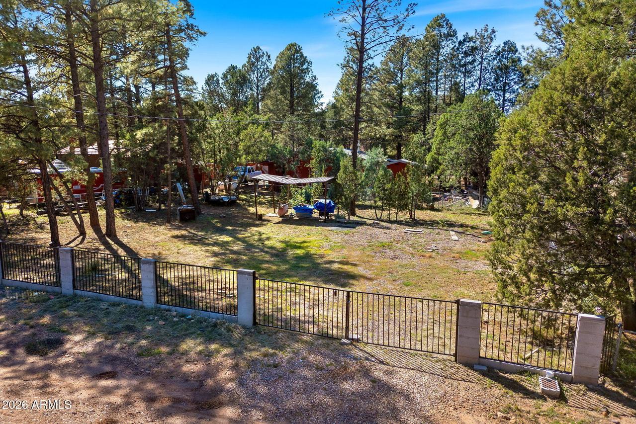 2936 Mogollon Dr. #104, Overgaard, AZ 85933