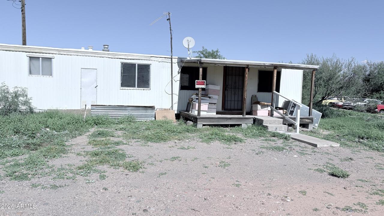 7480 E Molina Dr., Safford, AZ 85546