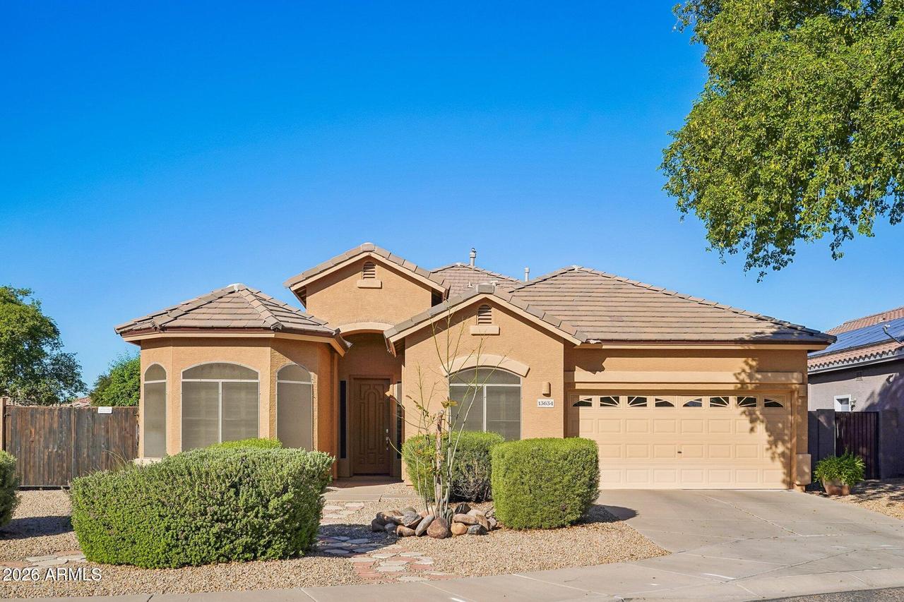 13634 W Caribbean Ln., Surprise, AZ 85379