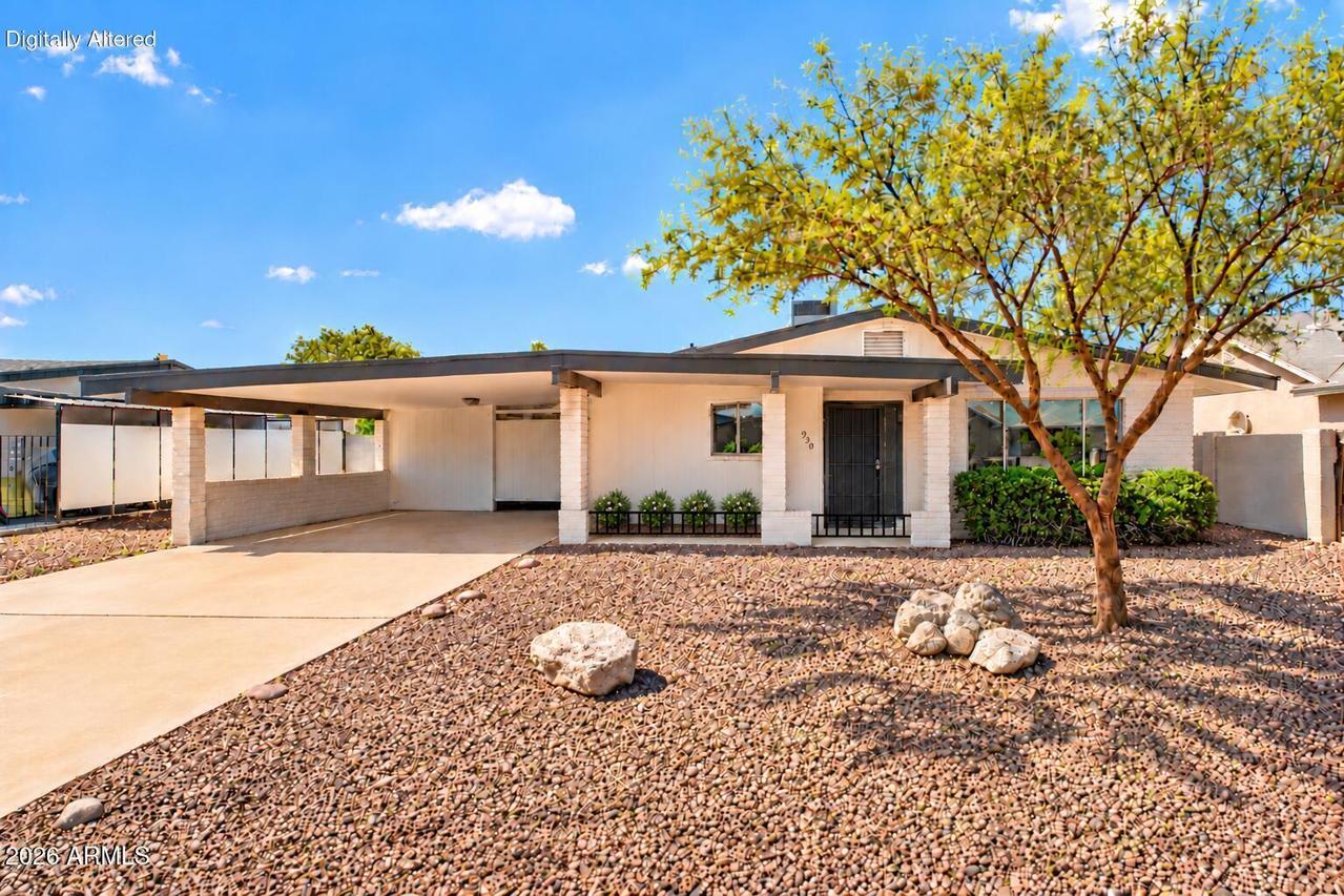 930 S Roslyn Pl., Mesa, AZ 85208