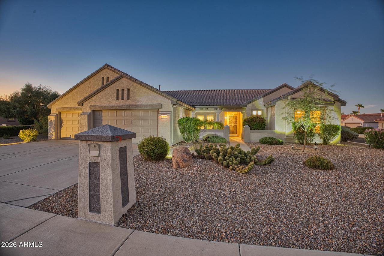 16404 W Una Noche Ct., Surprise, AZ 85374