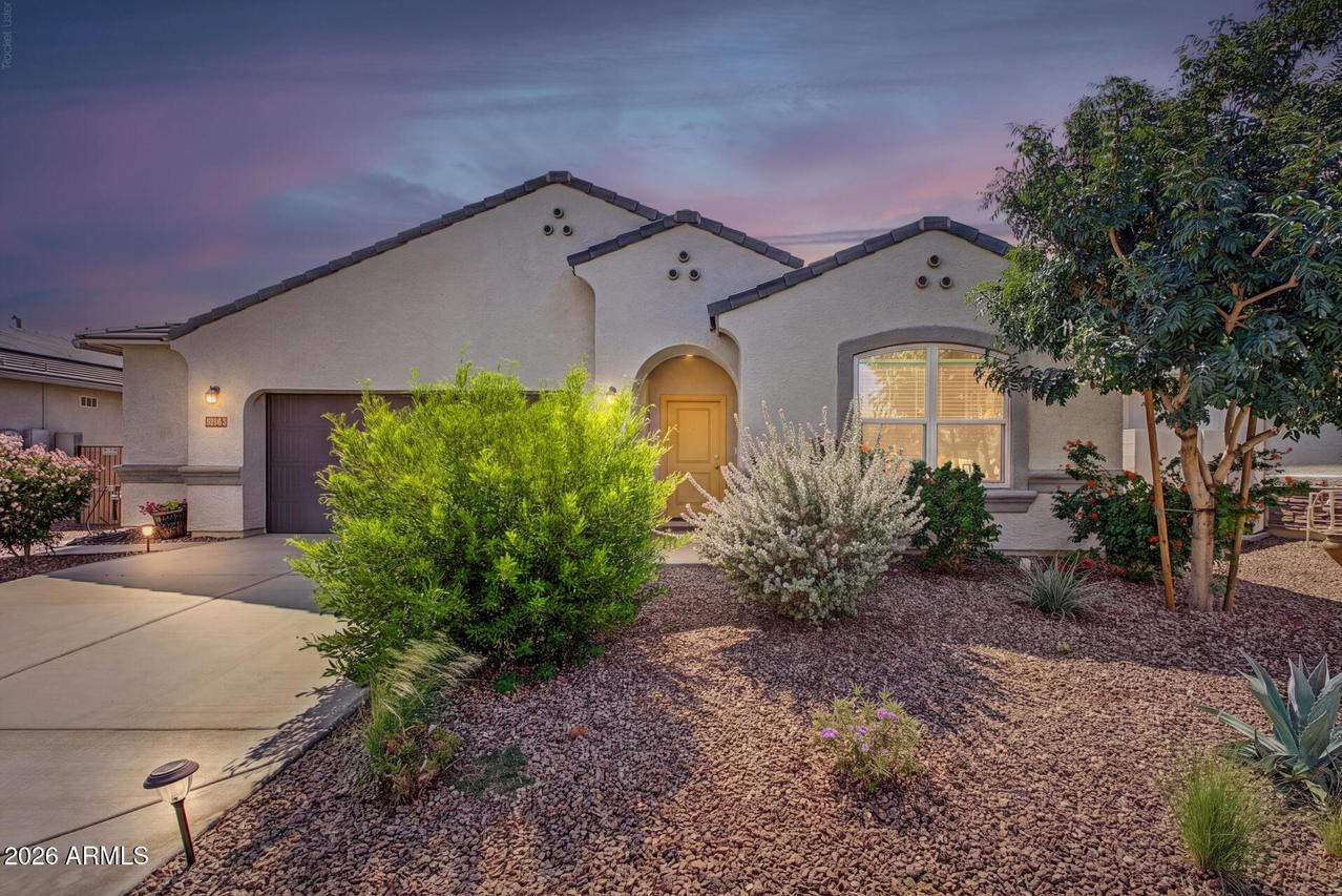 18363 W Whispering Wind Dr., Surprise, AZ 85387