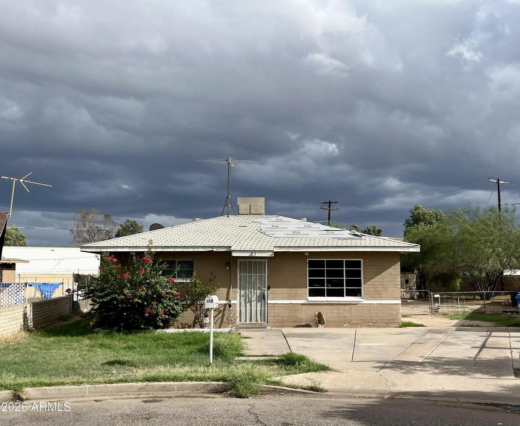 323 N 38th Ave., Phoenix, AZ 85009