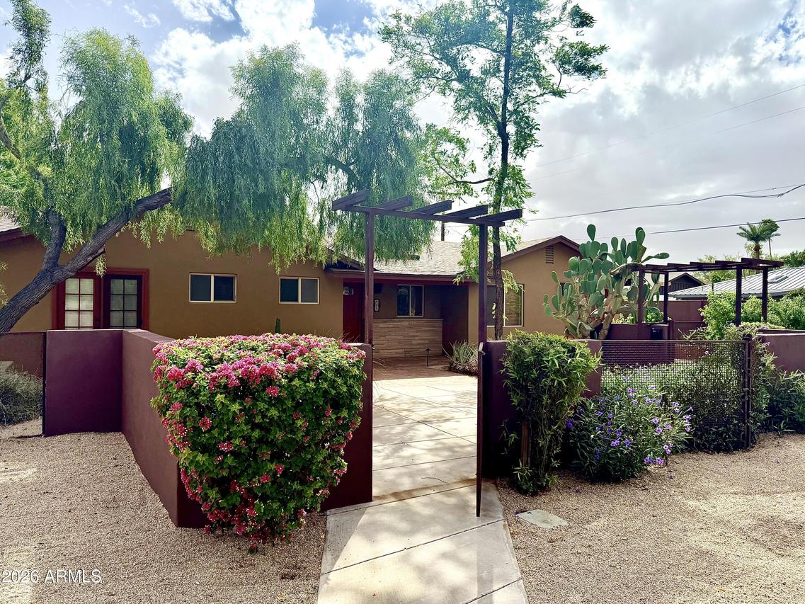 507 E Solana Dr., Tempe, AZ 85281