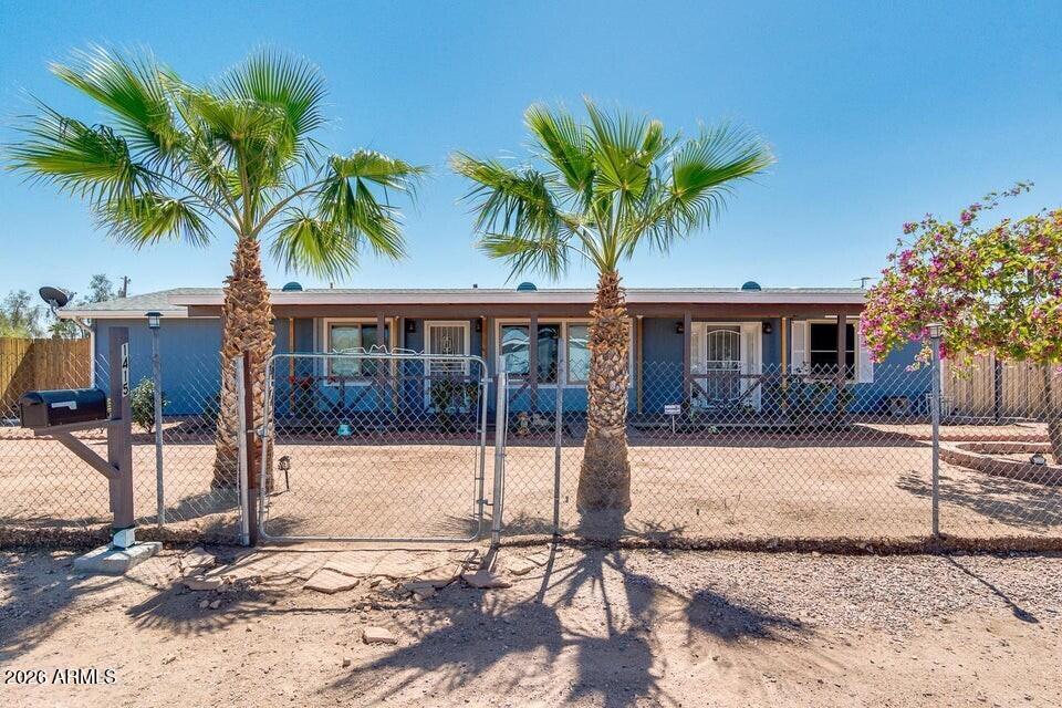 1415 W Roundup St., Apache Junction, AZ 85120