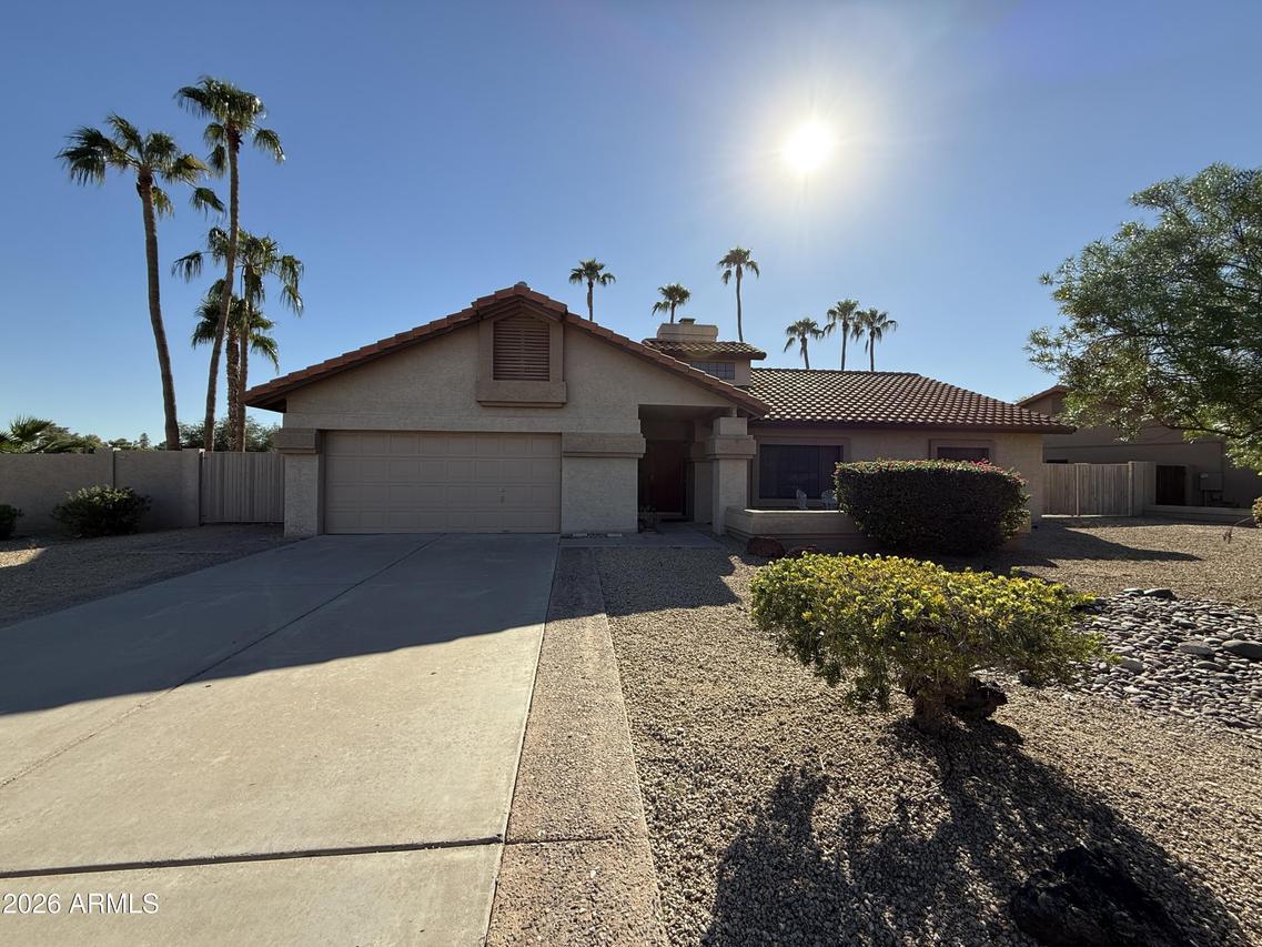 1025 E Secretariat Dr., Tempe, AZ 85284