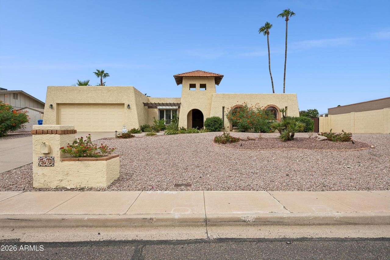 2930 E Acoma Dr., Phoenix, AZ 85032
