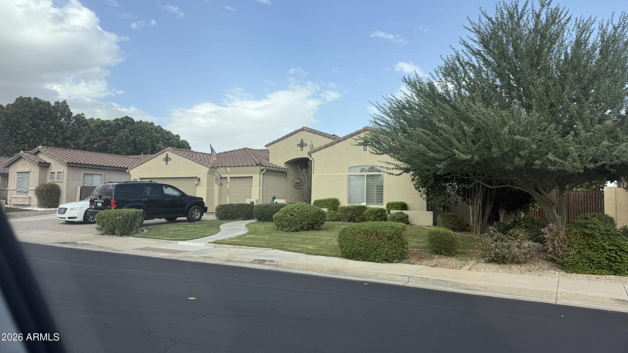 657 N Roanoke --, Mesa, AZ 85205