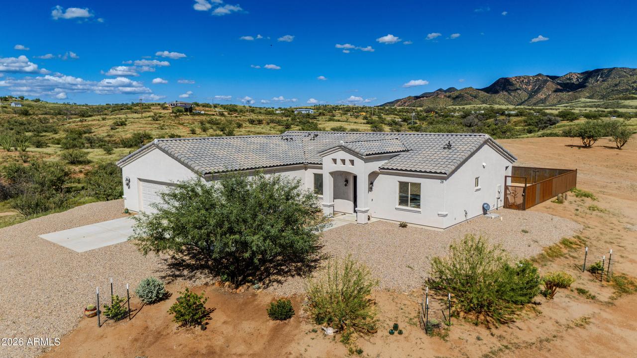 28 San Gabriel Dr., Nogales, AZ 85621