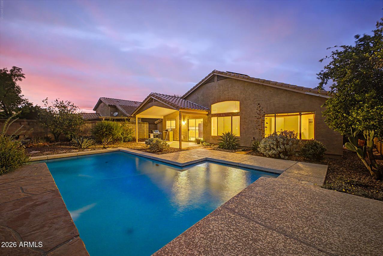 147 E Palo Blanco Way, Gilbert, AZ 85296
