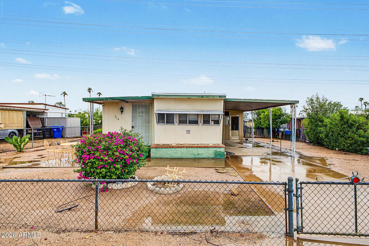 214 S 38th St., Mesa, AZ 85206