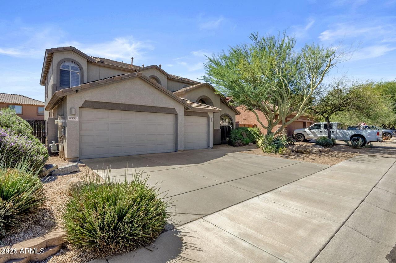 8335 W Molly Ln., Peoria, AZ 85383