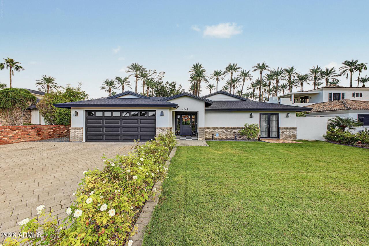 4541 N 43rd St., Phoenix, AZ 85018