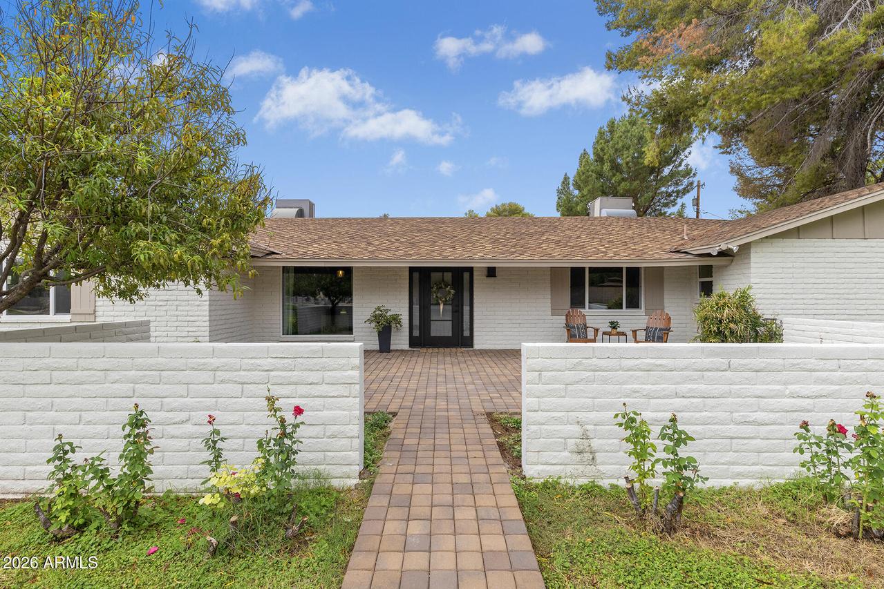 13002 N 64th Dr., Glendale, AZ 85304