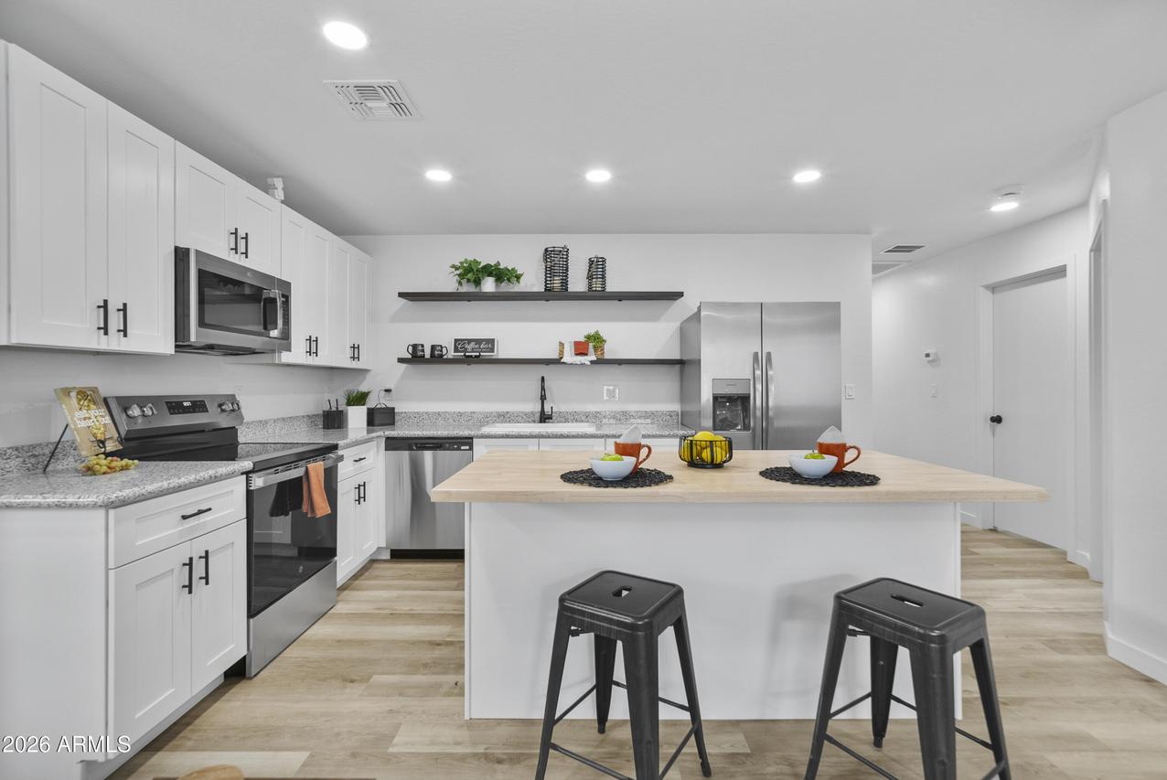 1821 W Hadley St., Phoenix, AZ 85007