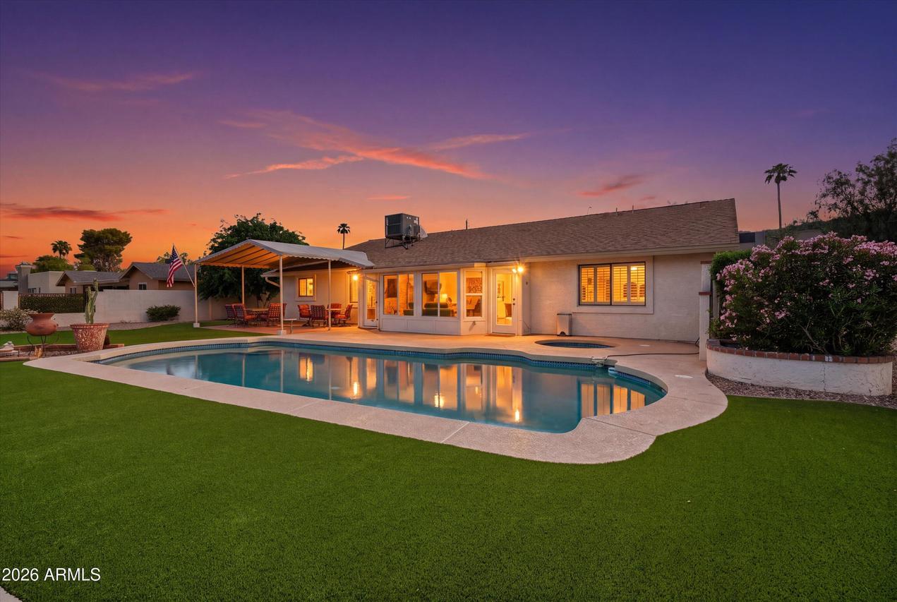 120 W Thunderbird Rd., Phoenix, AZ 85023