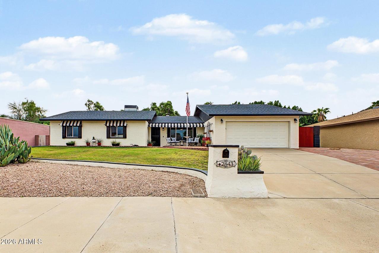 2843 E Acoma Dr., Phoenix, AZ 85032